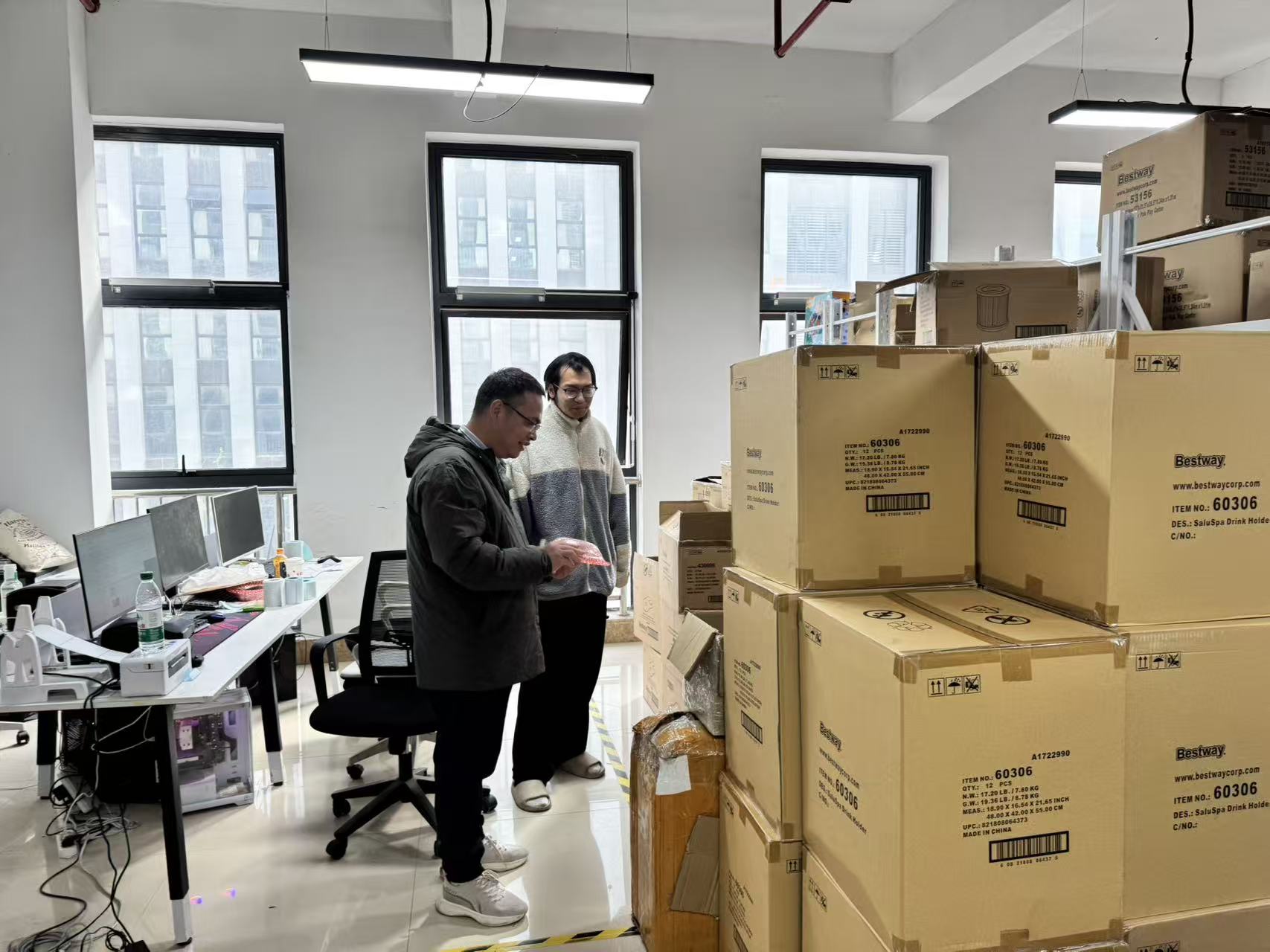 国商教研室走访校友企业 校企合作共育跨境电商人才